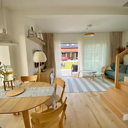 White Wave Norda בית נופש *