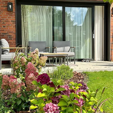 White Wave Norda בית נופש *